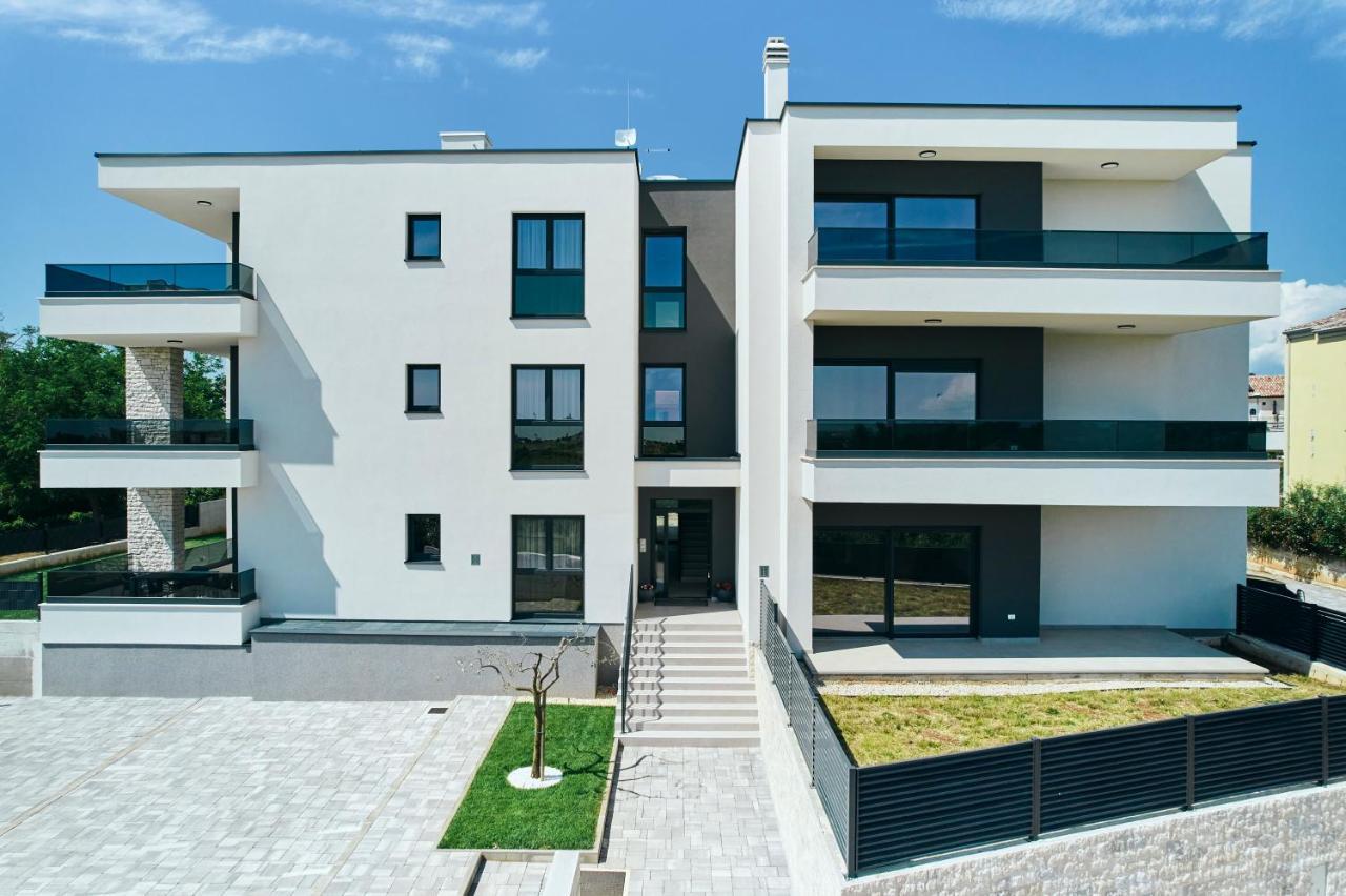 Apartments San Maris 2 Umago Exterior foto